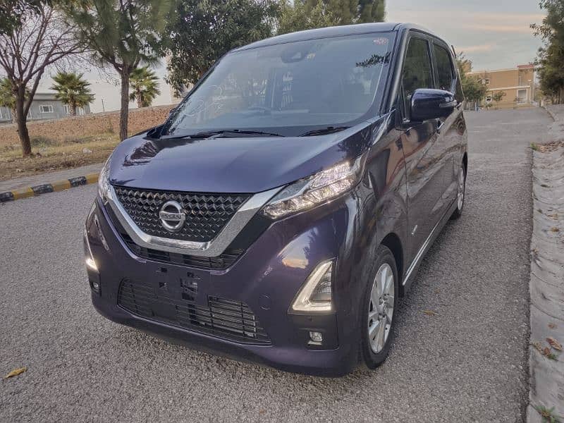 Nissan Dayz Highway Star 2022 S hybrid X pro pilot 11