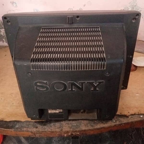 Sony TV double speakers 21 inch 1