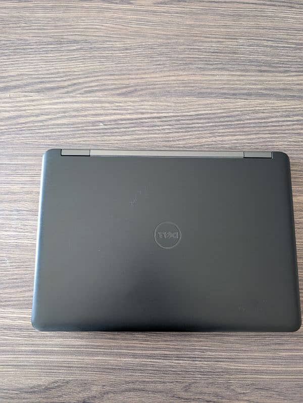 Dell Latitude E5440 0