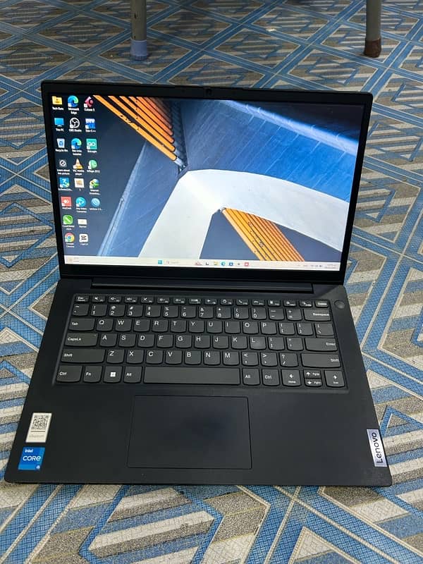 Its 2023 Lenovo V14 G3 i5-1235U (12th Gen) 8gb ram 256GB ssd 4 gb GPU 0