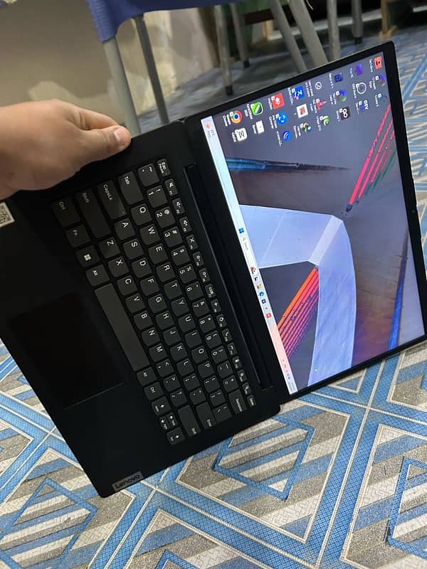 Its 2023 Lenovo V14 G3 i5-1235U (12th Gen) 8gb ram 256GB ssd 4 gb GPU 6