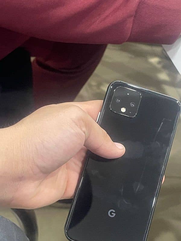 Google pixel 4 pta approved 6/64 Camera looks like iphone 13 pro 5