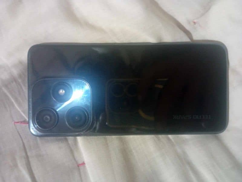 urgent sale Tecno spark 10c 4gb128gb 0