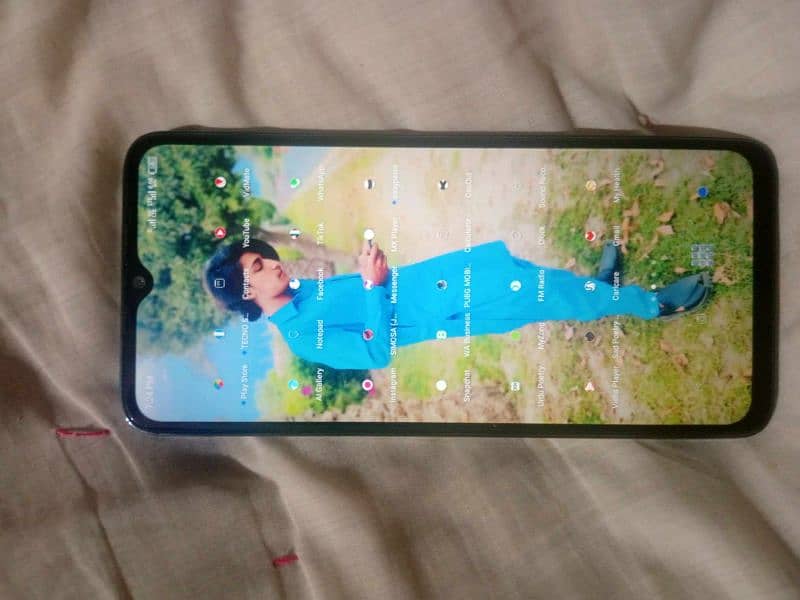 urgent sale Tecno spark 10c 4gb128gb 1