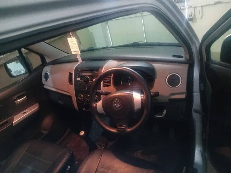 Suzuki Wagon R 2018 10