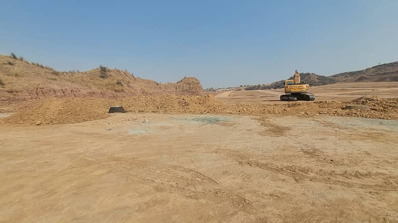 Lowest Price 8 Marla Semi-Developed Boulevard Plot J1 Block, Bahria Town Phase 8 4