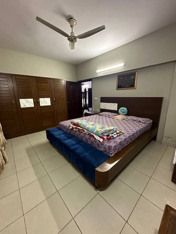 full heavy wooden bed set with huge space 1