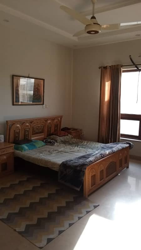 1 Kanal furnished house for rent phase 2 r block 5