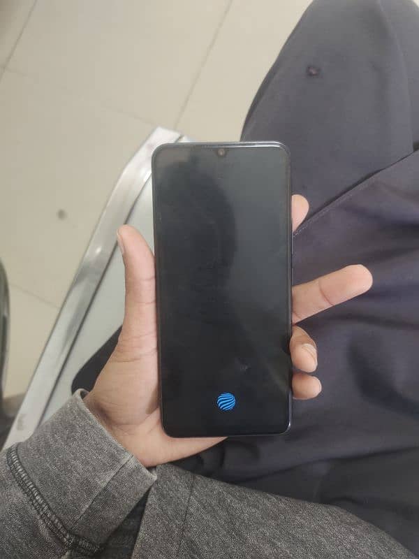 Vivo v21e 1