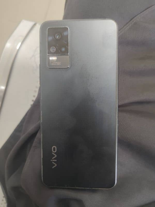 Vivo v21e 4