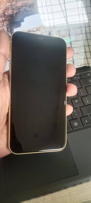 Iphone 11 Non PTA 128gb | Iphone 11 original apple phone for sale 0