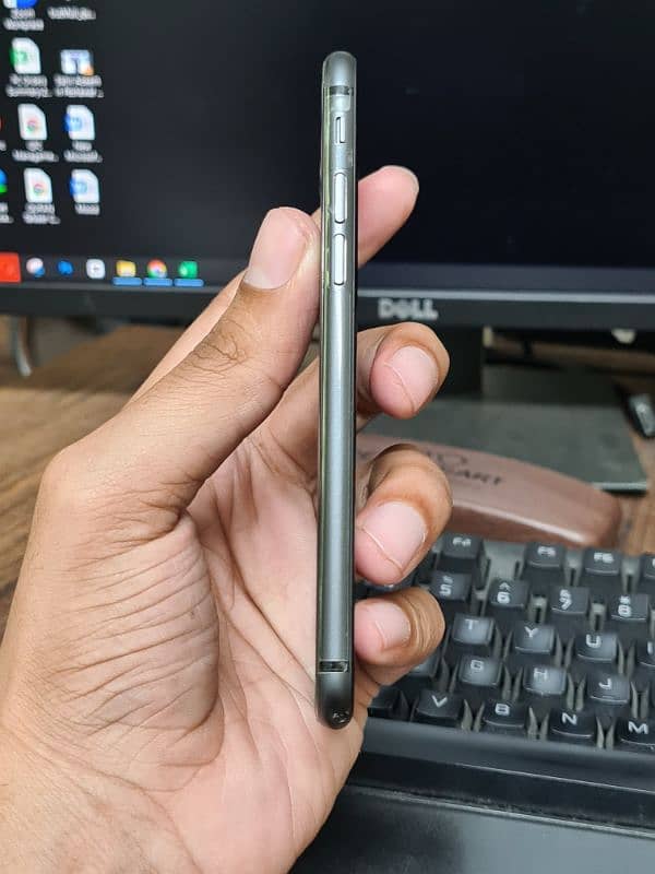 Iphone 8 Condition 10/10 64GB/Non PTA 3