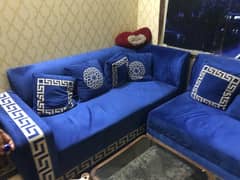 Amazing Welwet Crush 5 seater sofa set