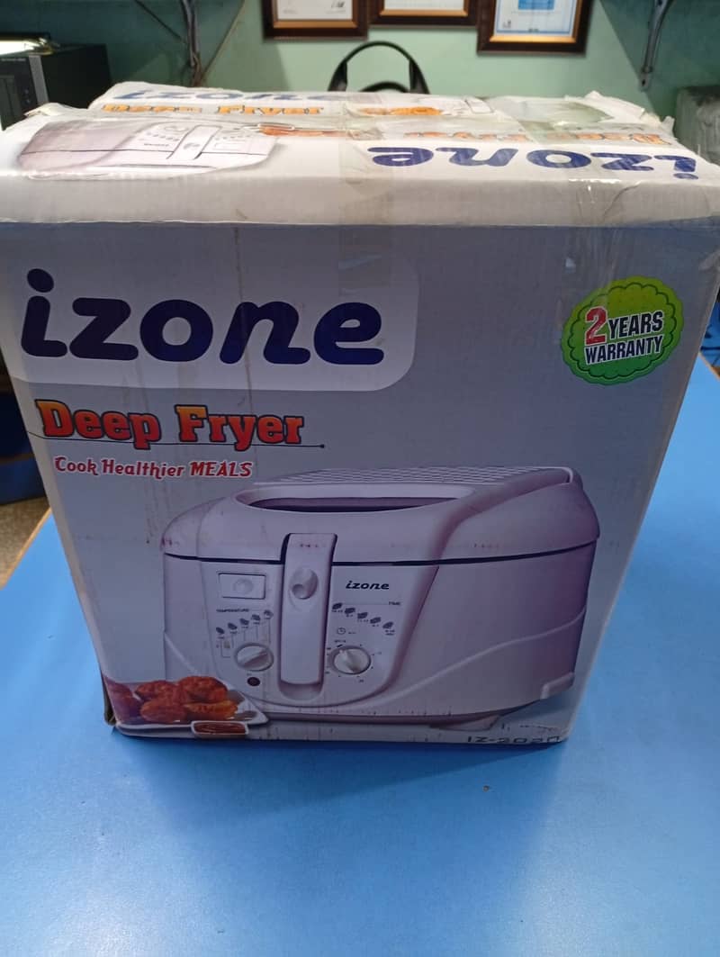 izone Deep Fyer Brand New 6