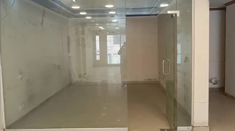 8 Marla 4th Floor Office With Elevator For Rent In DHA Phase 3,Block Y, Lahore. 10