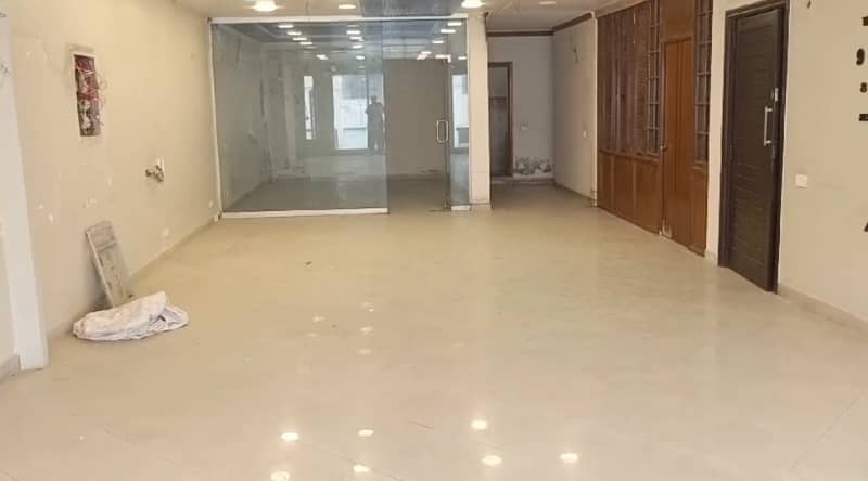 8 Marla 4th Floor Office With Elevator For Rent In DHA Phase 3,Block Y, Lahore. 16