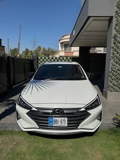 Hyundai Elantra 2023