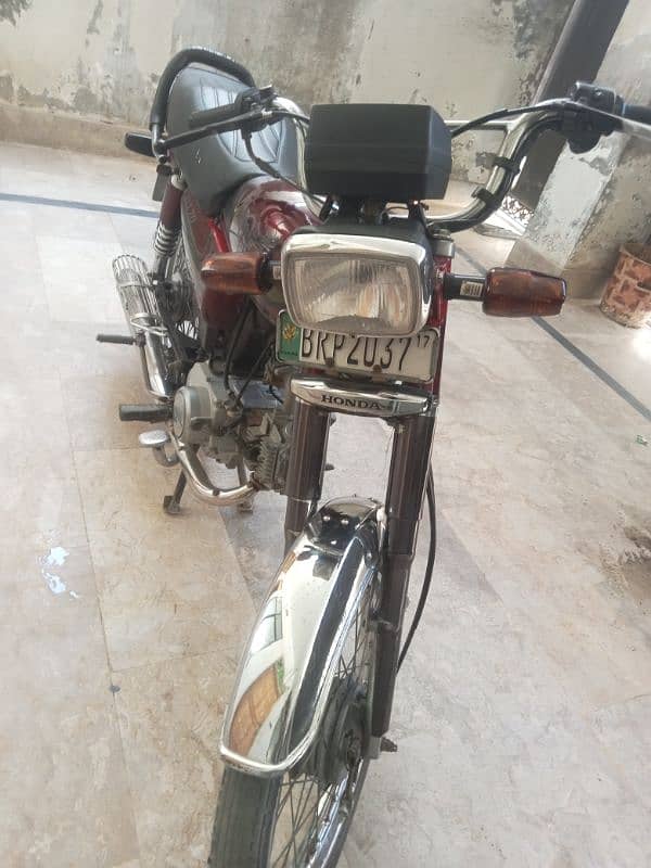 3086503011 Rohi bike 10 by 10 Lush condition File complete hai all ok 9