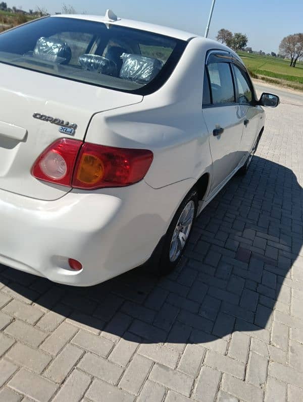 Toyota Corolla XLI 2010 3