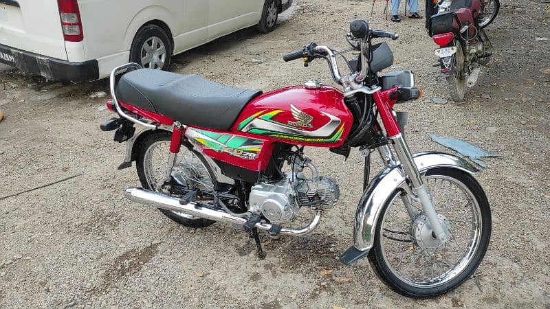 honda cd 70 2022 karachi registered mint condition 1