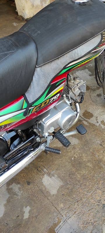 honda cd 70 2022 karachi registered mint condition 3