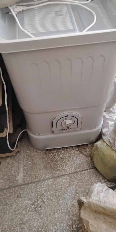 super aisa company washing machine perfect running condition 0