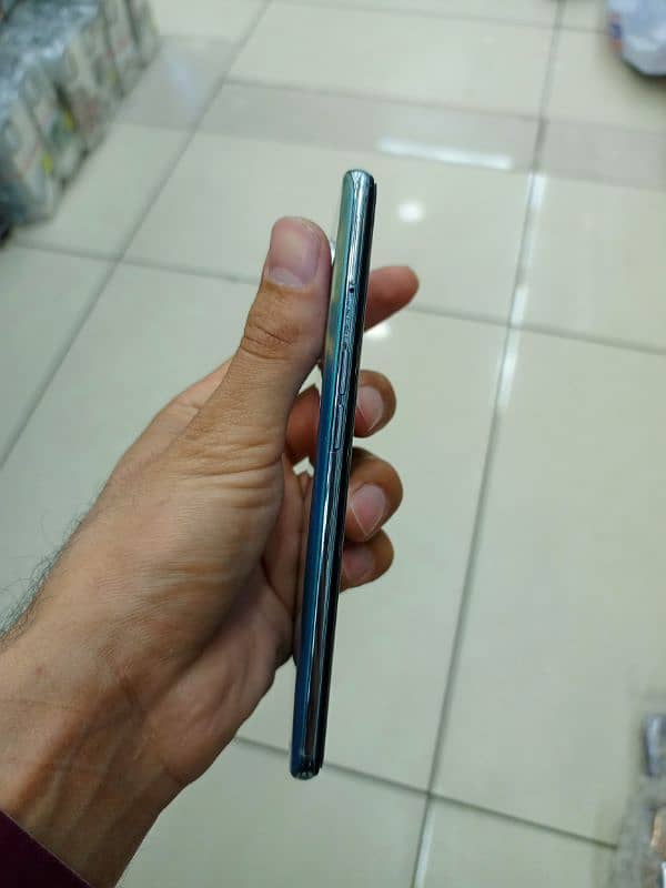 OPPO RENO 6 - 8+8/128 GB 4