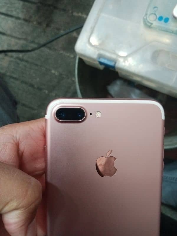 iphone 7plus 128gb non pta 10/10 condition 1