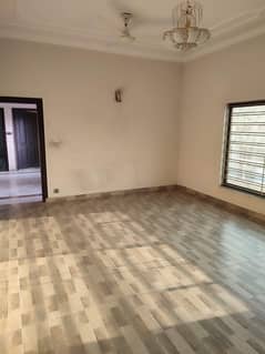 INDEPENDENT UPPER PORTION AVAILABLE FOR RENT IN BANIGALA