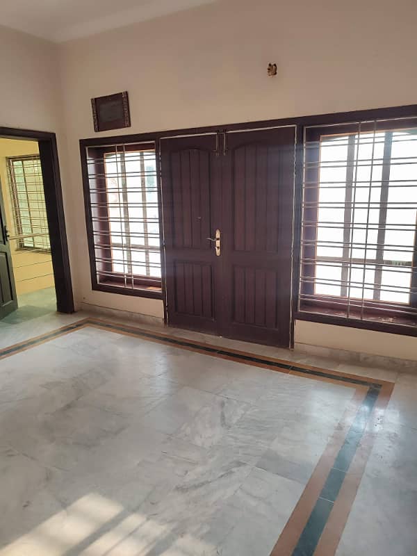 INDEPENDENT UPPER PORTION AVAILABLE FOR RENT IN BANIGALA 1