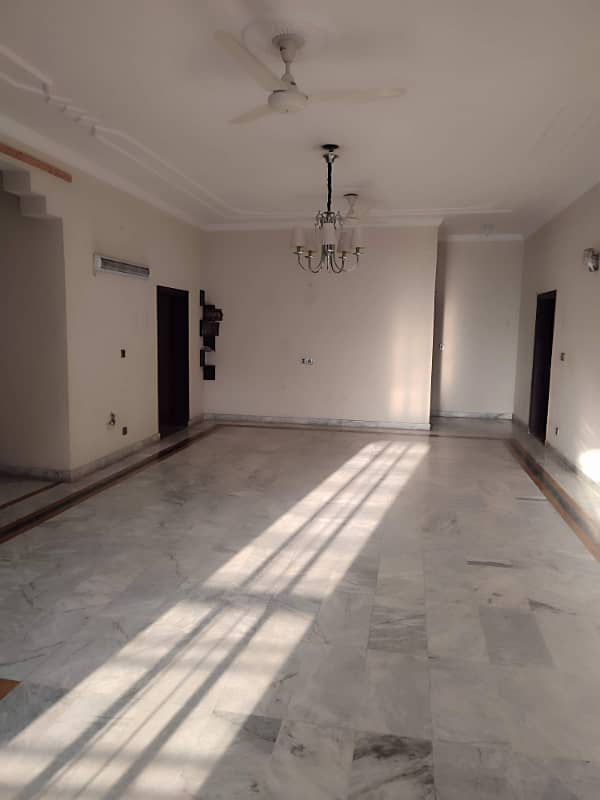 INDEPENDENT UPPER PORTION AVAILABLE FOR RENT IN BANIGALA 2