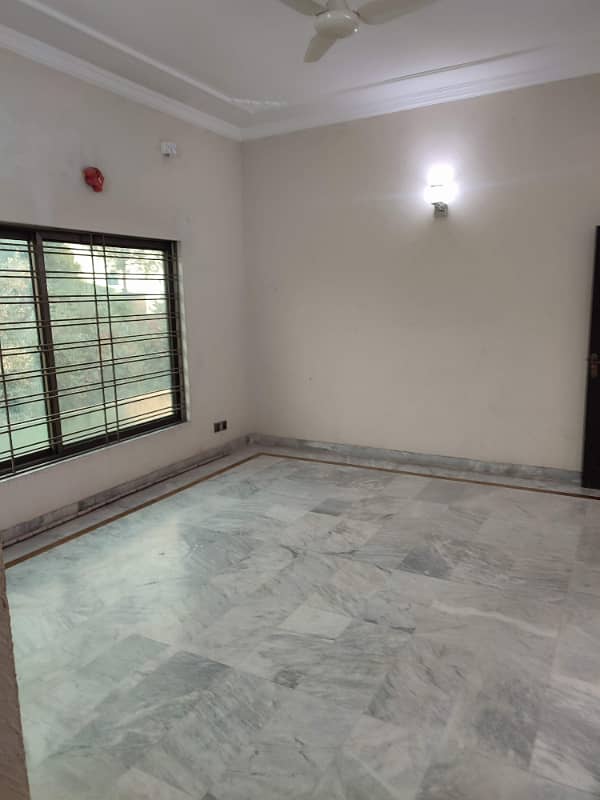 INDEPENDENT UPPER PORTION AVAILABLE FOR RENT IN BANIGALA 8