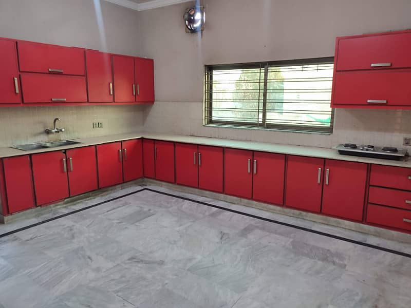 INDEPENDENT UPPER PORTION AVAILABLE FOR RENT IN BANIGALA 9