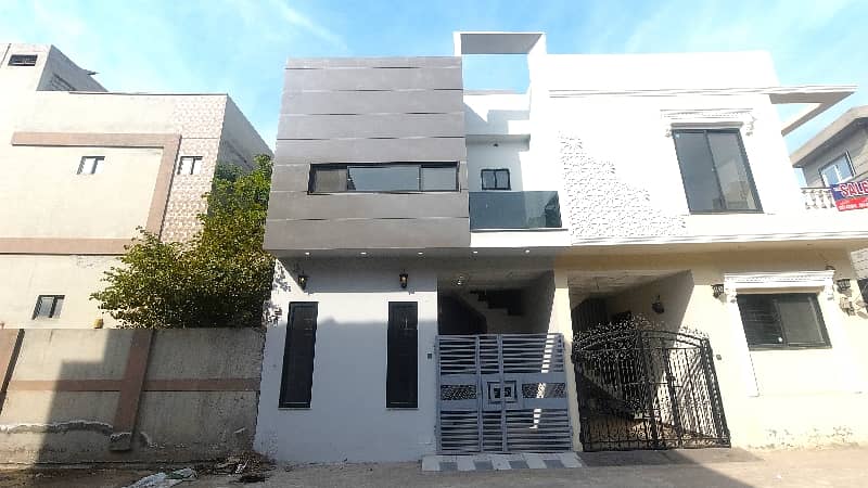 562 Square Feet House In GT Road For Sale At Good Location 1