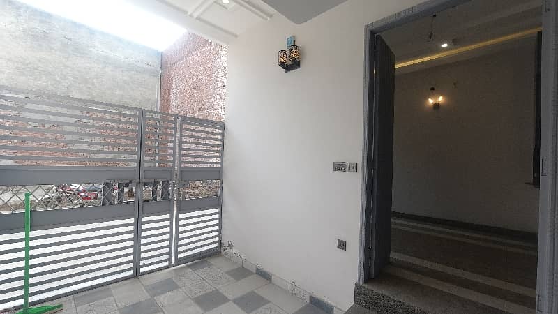 562 Square Feet House In GT Road For Sale At Good Location 5