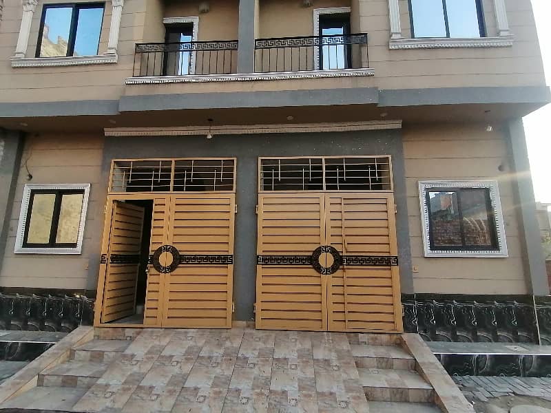 Ideal Prime Location House In Lahore Available For Rs. 7200000 0