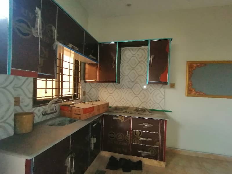 A Prime Location 450 Square Feet House Is Up For Grabs In GT Road 3