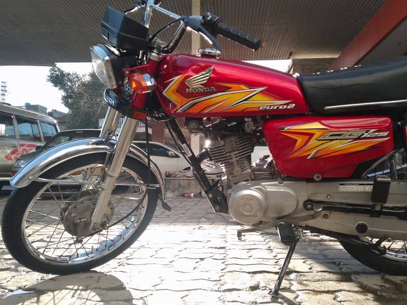 Honda C125 2