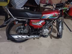 Honda 125 lush condition new bike