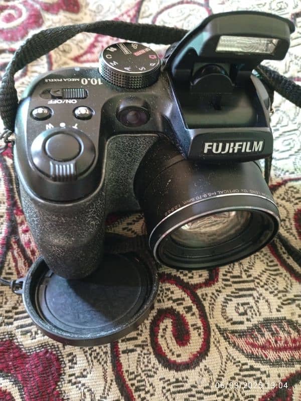 Digital Camera Urgent selling 2