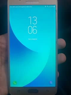 Samsung galaxy j7 max