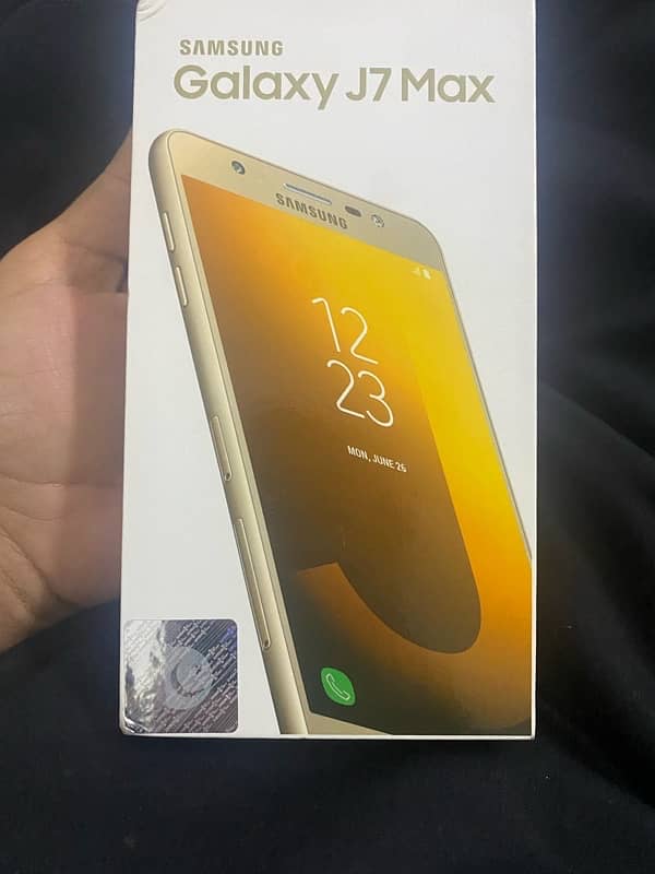 Samsung galaxy j7 max 5