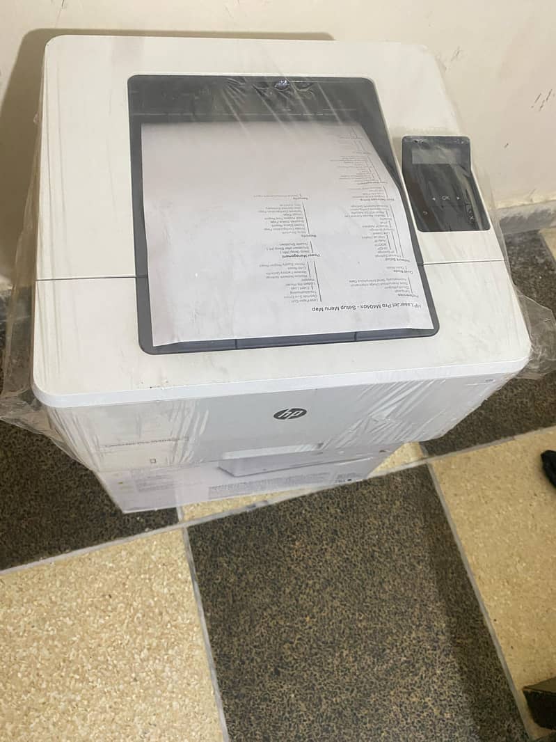 HP LaserJet Pro M404dn 3