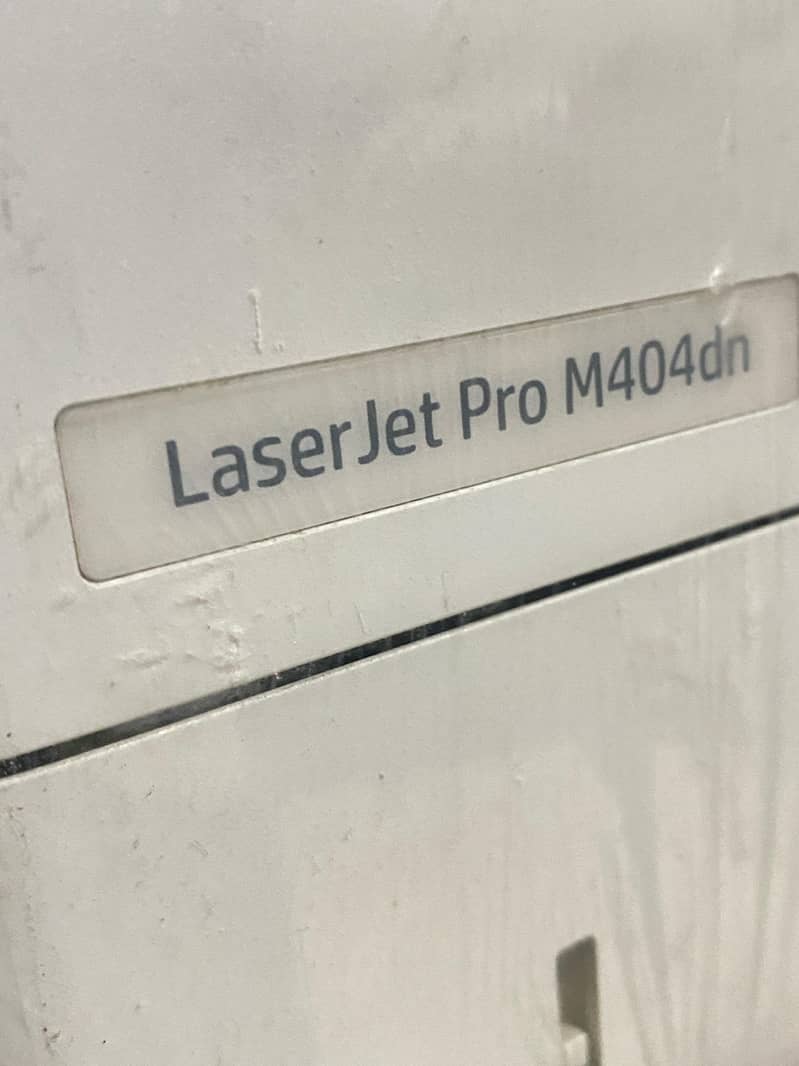 HP LaserJet Pro M404dn 6