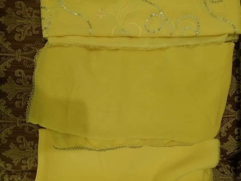 yellow dress for sale 1