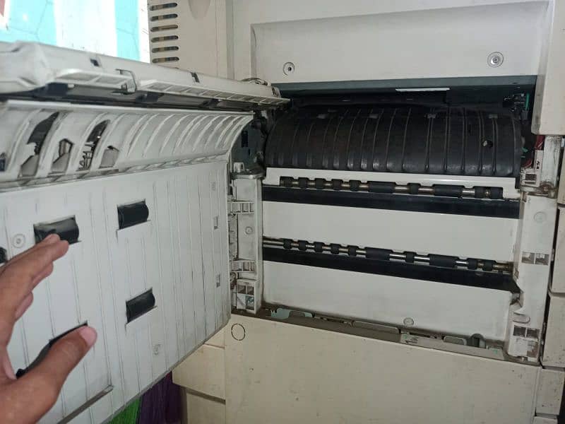 Xerox copier Machine 5875 4