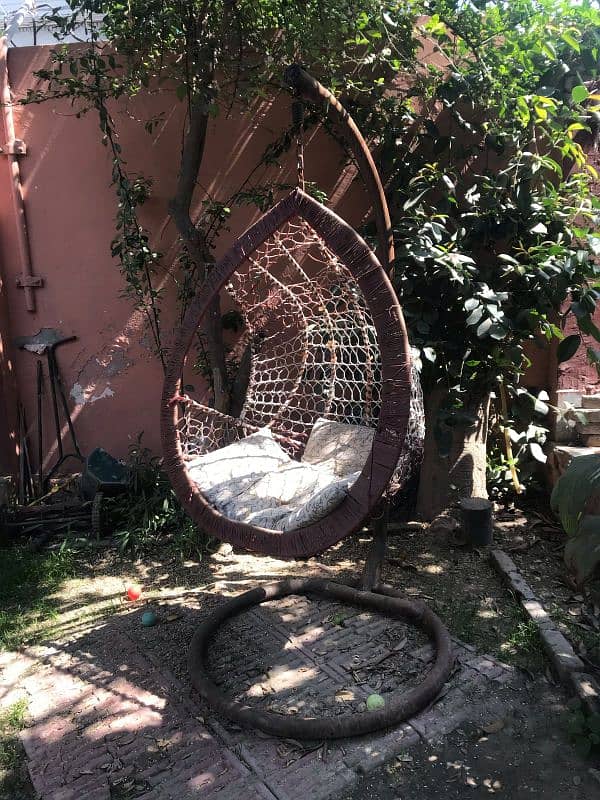 swing in good condition for sale 1