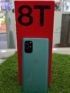 one plus 8T. 12/256.10/10 condition. with box charger