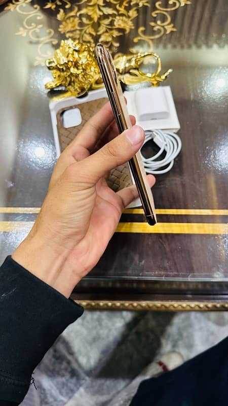 iphone 11 pro max pta approved 4