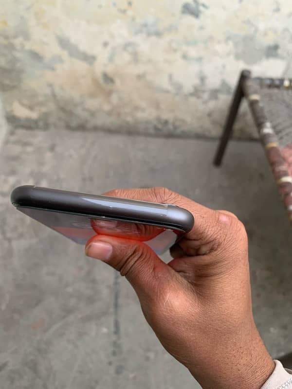 iphone 11 jv 64 GB 5